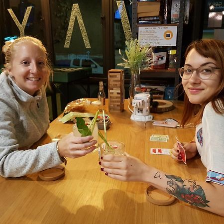 Wayha Hostel Don Mueang Airport Bangkok Kültér fotó