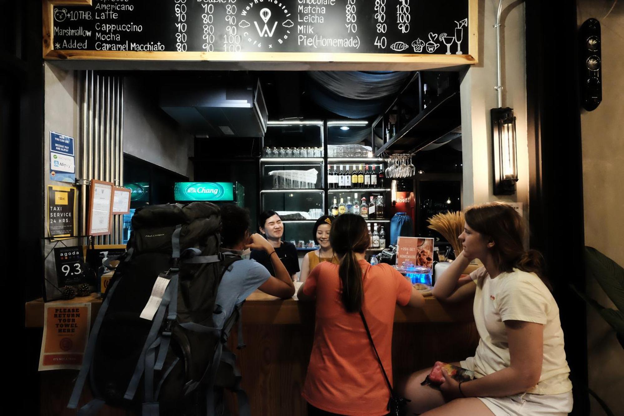 Wayha Hostel Don Mueang Airport Bangkok Kültér fotó