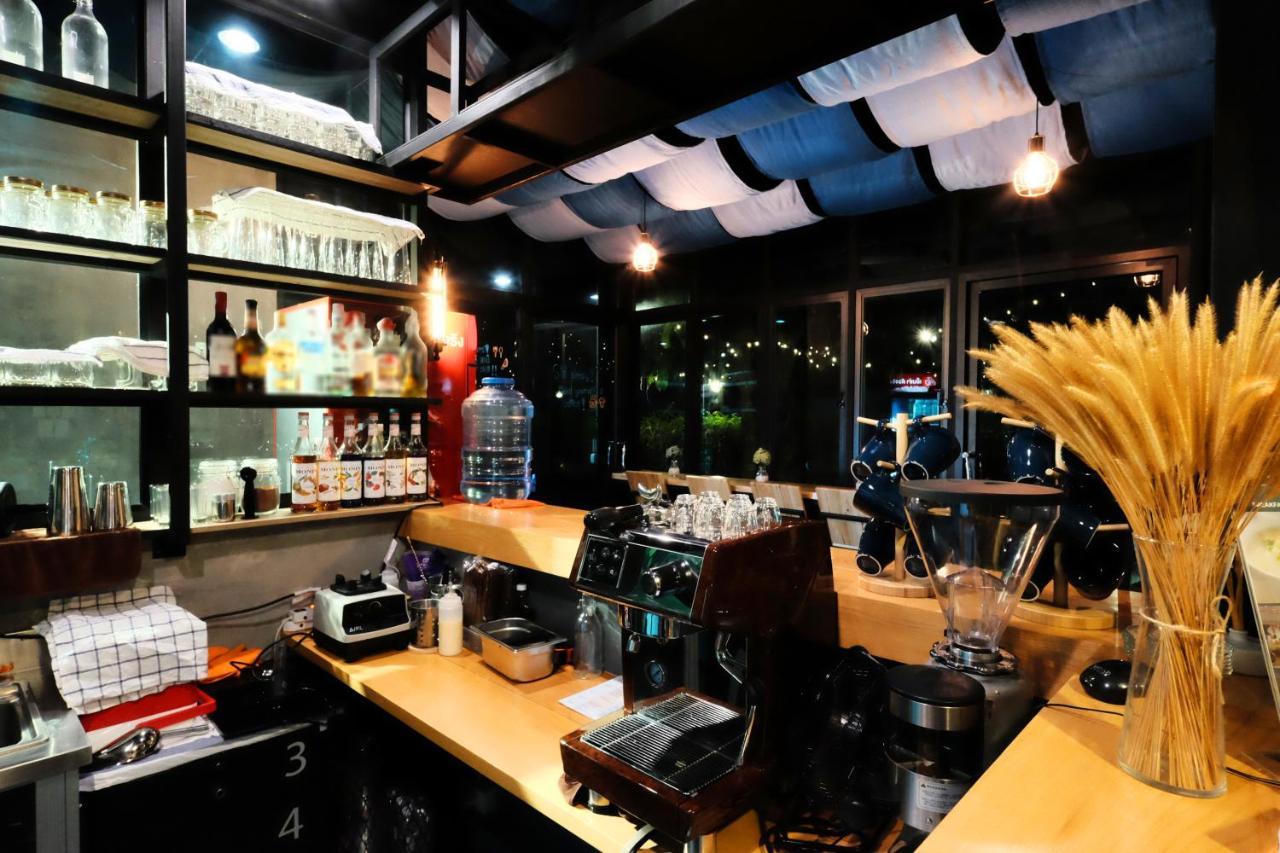 Wayha Hostel Don Mueang Airport Bangkok Kültér fotó